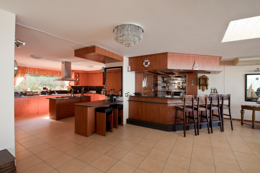 7 Bedroom Property for Sale in Outeniqua Strand Western Cape